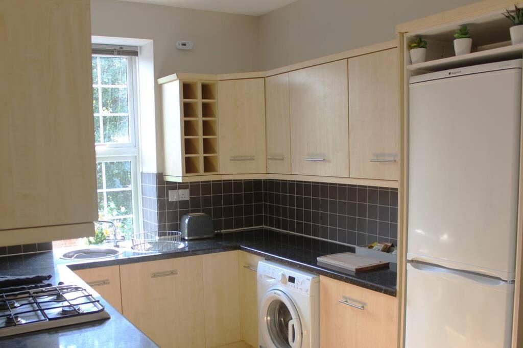 City Centre Riverside Apartment Winchester Zewnętrze zdjęcie